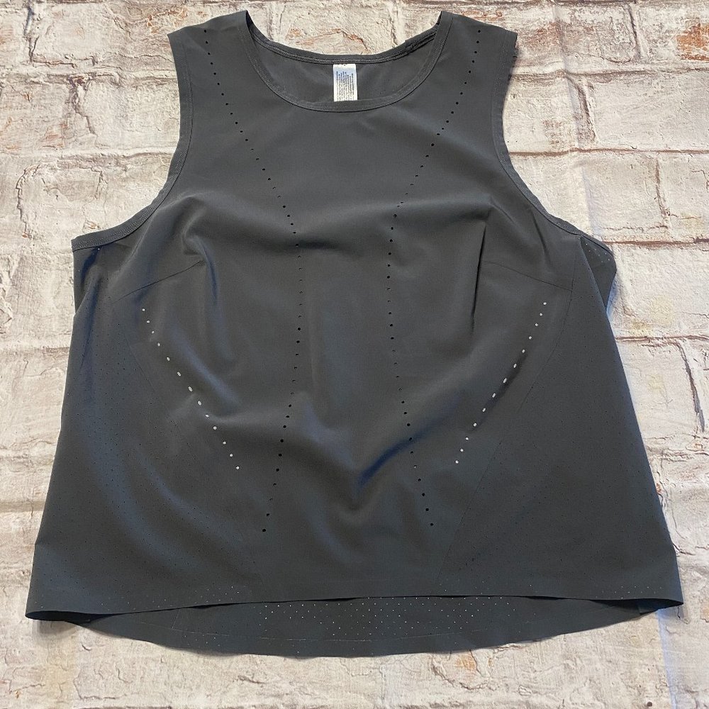 Lululemon Gray Cropped Tank